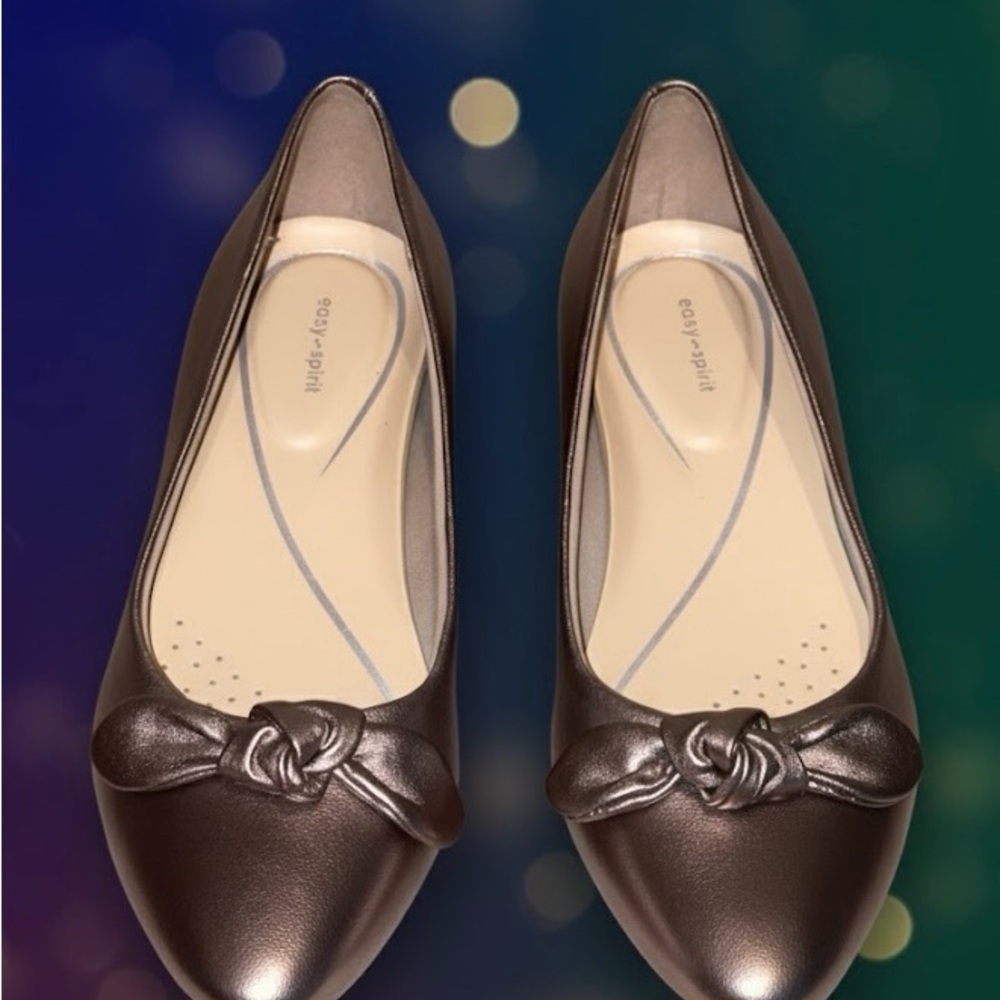 Easy Spirit metallic Brown Loafers with Bow Accent